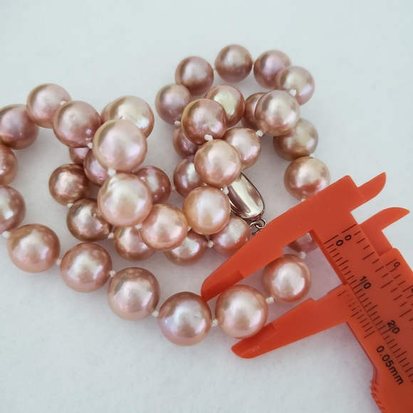 REAL 10mm Lavender Pearl Necklace - Picture 8 of 8